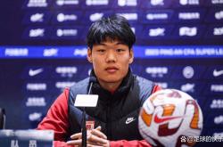 爱游戏官方网站包含冲刺阶段新疆广汇调整名单以备欧超杯，再遭质疑环节打磨，球迷炸锅，心理建设被强调的词条